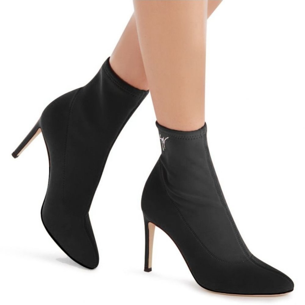 Giuseppe Zanotti Carlee Sock Boots With Swarovski Crystal Embellished Logo Sz 40